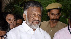 Chennai: Tamil Nadu Chief Minister O Pannerselvam arrives to pay his last respects to political commentator Cho Ramaswamy at his residence in Chennai on Wednesday. PTI Photo  (PTI12_7_2016_000269A)