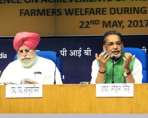 The Union Minister for Agriculture and Farmers Welfare, Shri Radha Mohan Singh addressing a press conference on the achievements of the Ministry during 3 years of NDA Government, in New Delhi on May 22, 2017. 	The Minister of State for Agriculture & Farmers Welfare and Parliamentary Affairs, Shri S.S. Ahluwalia and the Principal Director General (M&C), Press Information Bureau, Shri A.P. Frank Noronha are also seen.