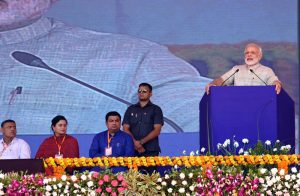 The Prime Minister, Shri Narendra Modi addressing the public meeting, at Dwarka, Gujarat on October 07, 2017.